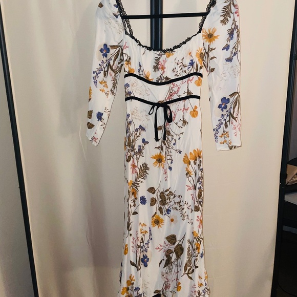 Reformation Pennie Floral Print Dress in Frolic Print - Picture 2 of 4